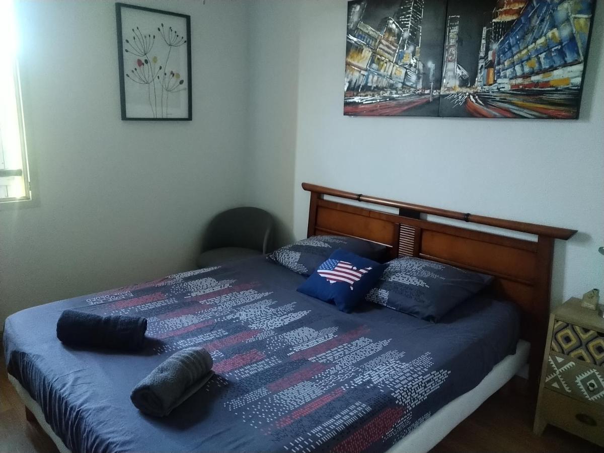 Chambre Avec Petit Dejeuner Carcassonne Bagian luar foto